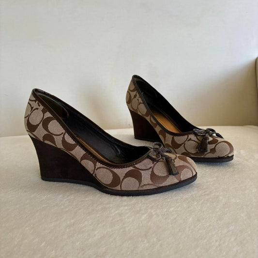Vintage Brown Wedges